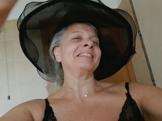 AmandaJunior's Boobs cam Profile Image