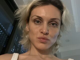 Sweetadrianahot's Free live cam sessions Profile Image